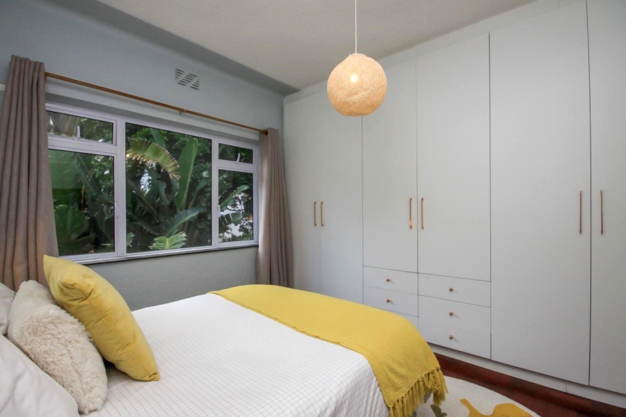 To Let 1 Bedroom Property for Rent in Sea Point Western Cape